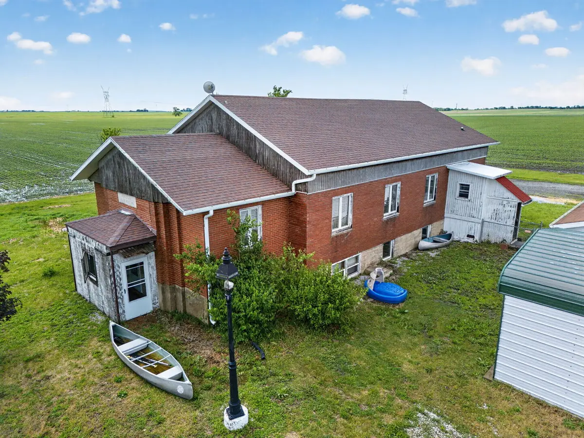 18015 N 2100 East Road, Pontiac, IL 61764 - #1