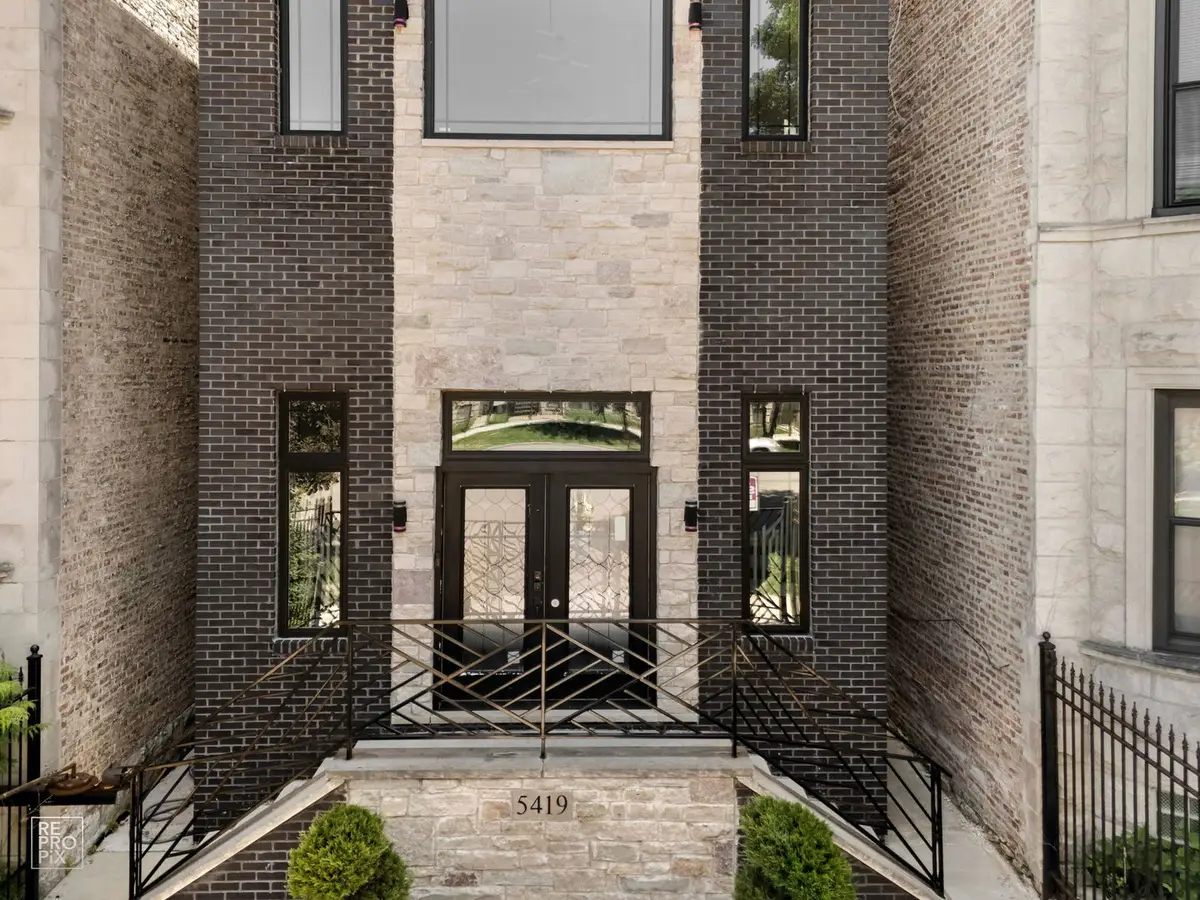5419 S Michigan Avenue, Chicago, IL 60615 - #1