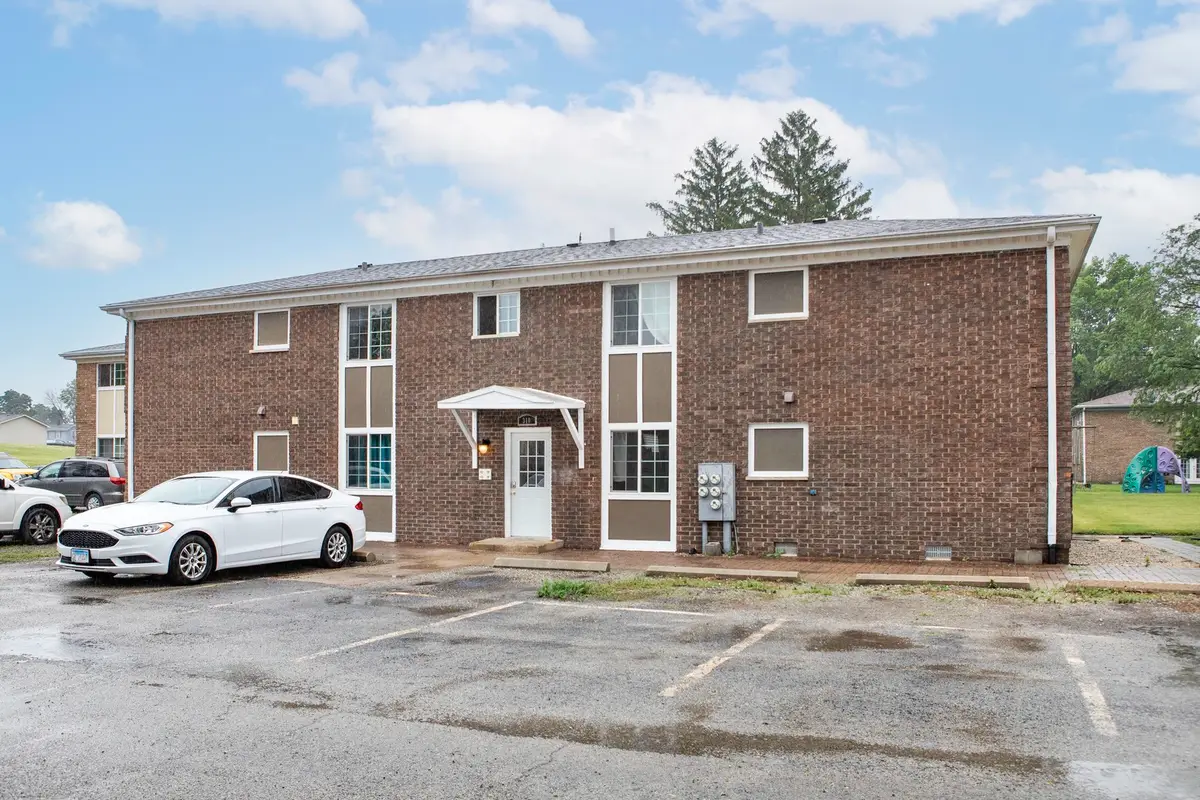 310 Wilshire Drive, Sandwich, IL 60548 - #1