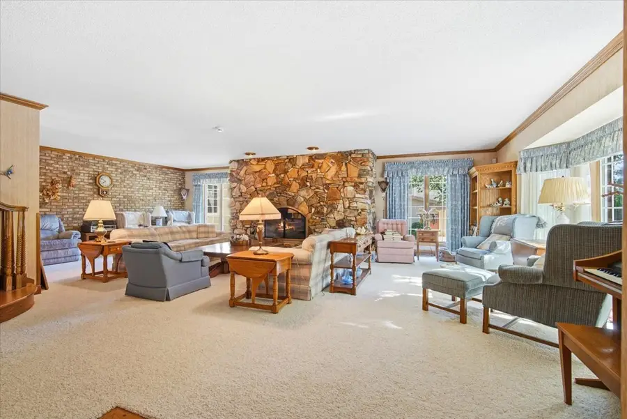 2 Breckenridge Drive, Bloomington, IL 61701 - #3