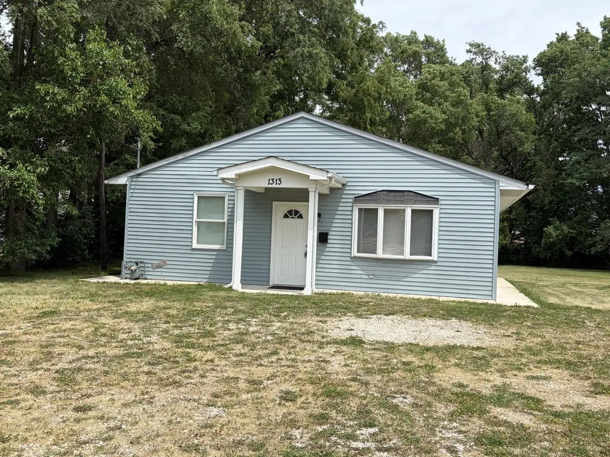1313 N Bloomington Street, Streator, IL 61364 - #1