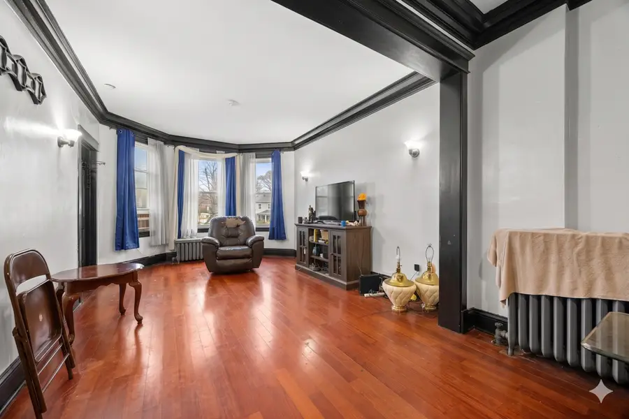 3933 W Grenshaw Street, Chicago, IL 60624 - #3