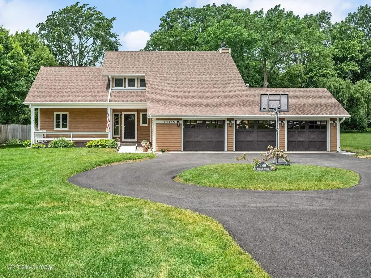 1906 Stoddard Avenue, Wheaton, IL 60187 - #1