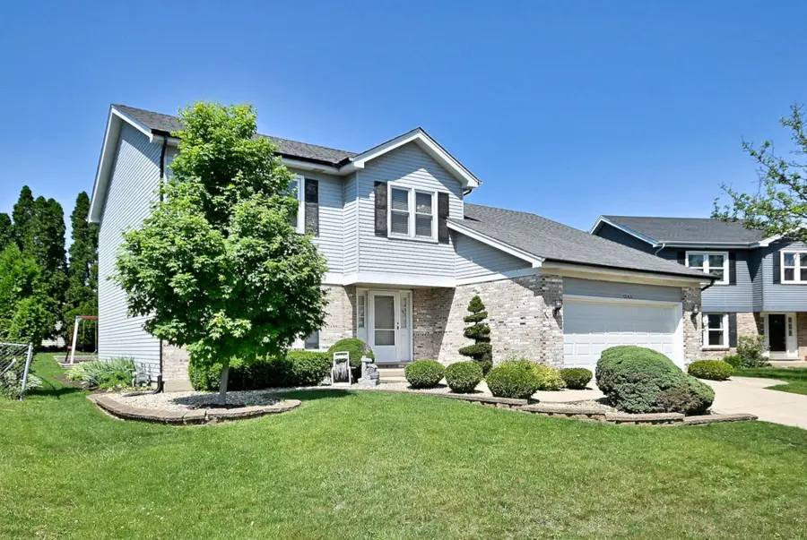 1350 W Barnwall Drive, Addison, IL 60101 - #3