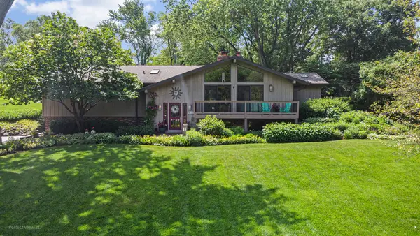 40484 Sunset Drive N, Antioch, IL 60002