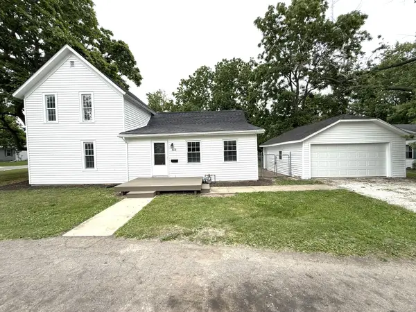 409 E Chestnut Street, Paxton, IL 60957