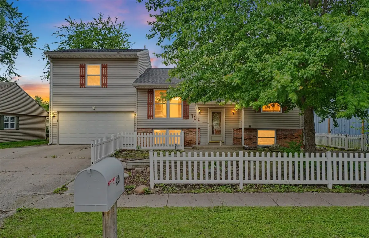 904 Fairoaks Drive, Champaign, IL 61821 - #1