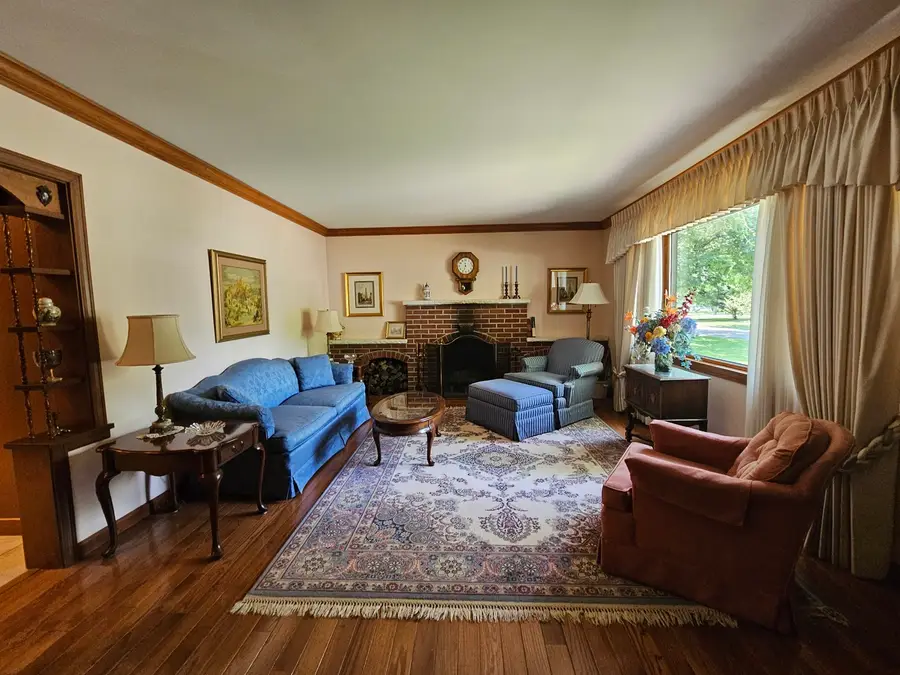 48 N Market Street, Momence, IL 60954 - #3
