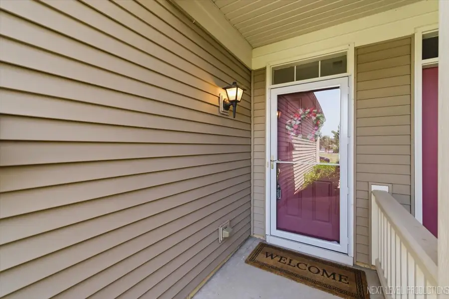 386 Risen Star Lane, Oswego, IL 60543 - #2