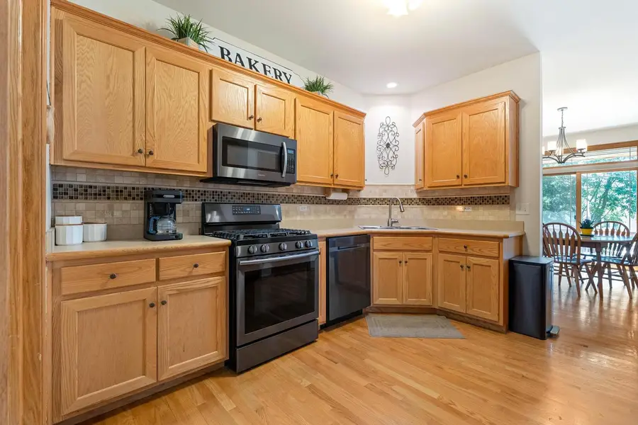 10711 Canterbury Drive, Mokena, IL 60448 - #2
