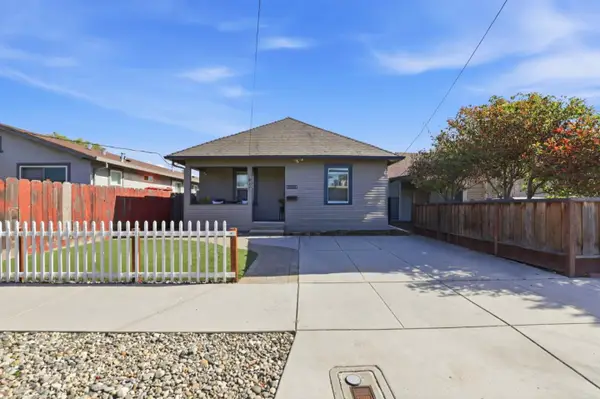 827 Central Avenue, Hollister,  95023