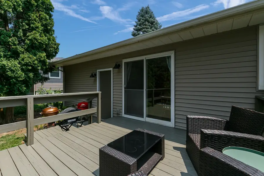 118 N 9th Street, Eldridge, IA 52748 - #3