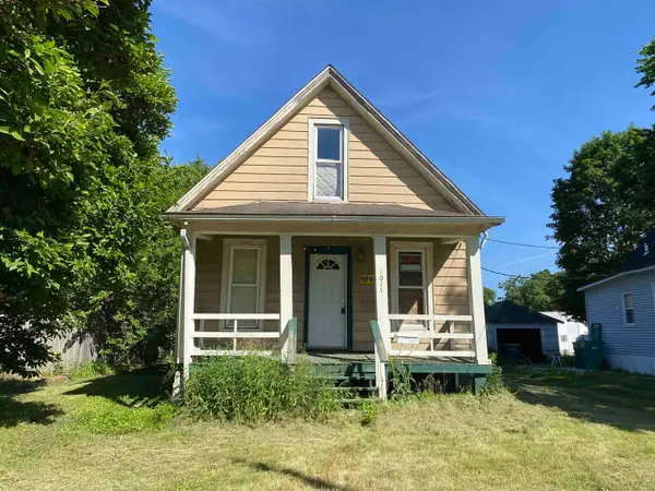 1011 Lincoln Street, Galesburg, IL 61401