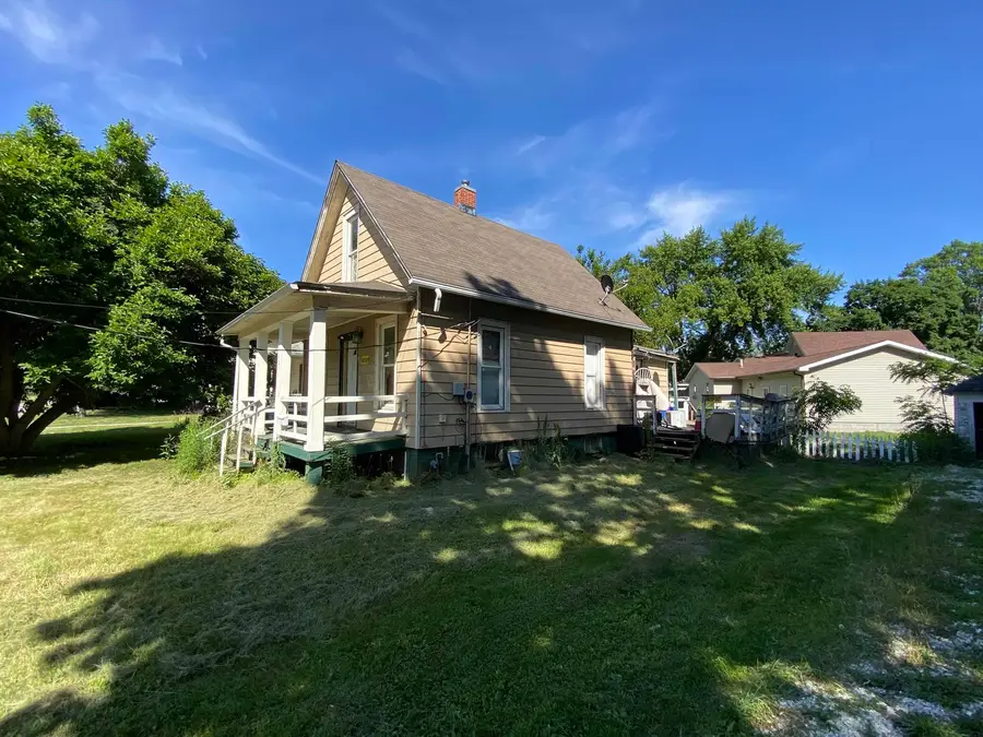 1011 Lincoln Street, Galesburg, IL 61401 - #2