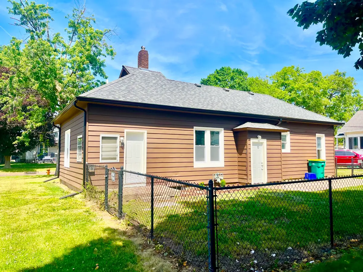 112 W Grant Street, Streator, IL 61364 - #1