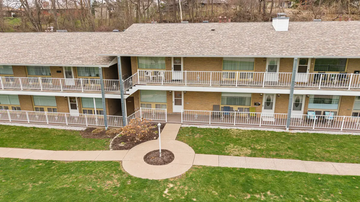 1104 Kimberly Road #808, Bettendorf, IA 52722 - #1
