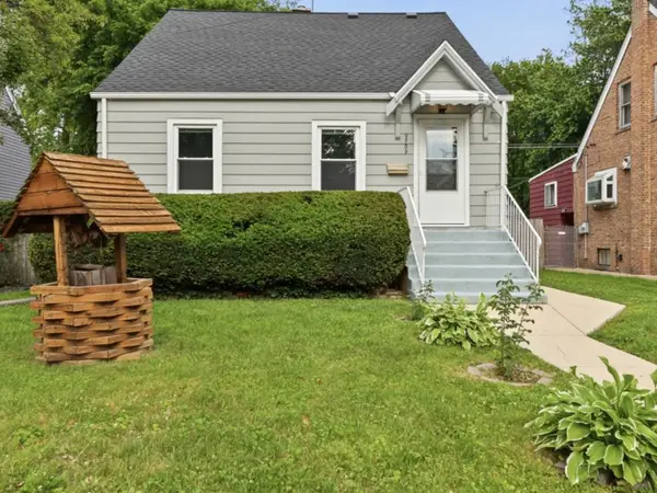 9709 51st Avenue, Oak Lawn, IL 60453