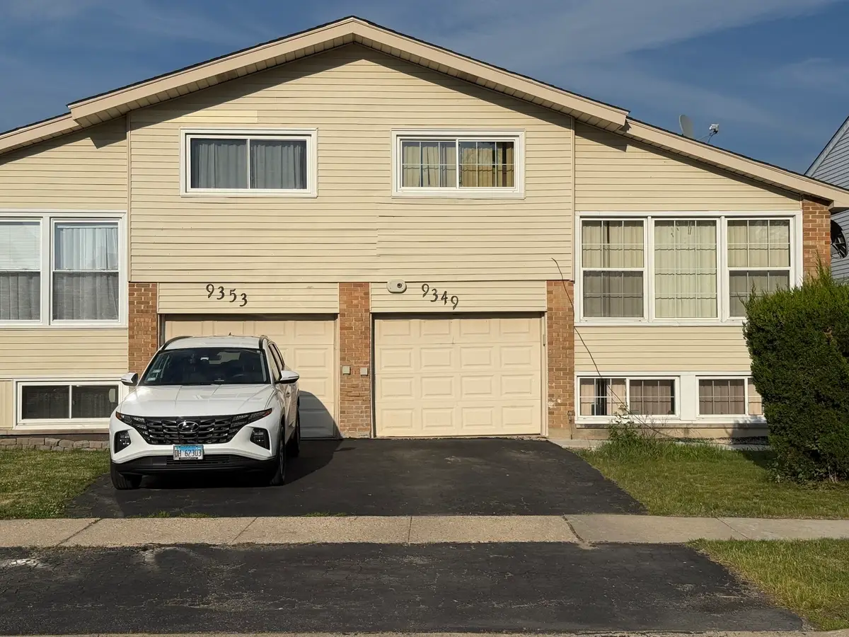 9349 Twin Oaks Lane, Des Plaines, IL 60016 - #1