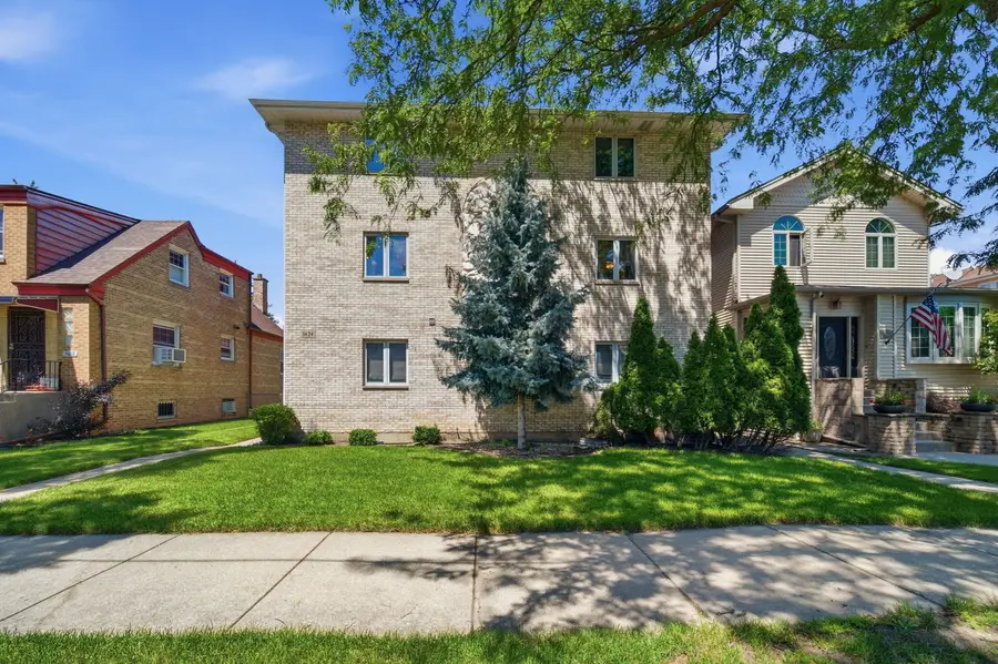 5624 W Higgins Avenue #2S, Chicago, IL 60630 - #2