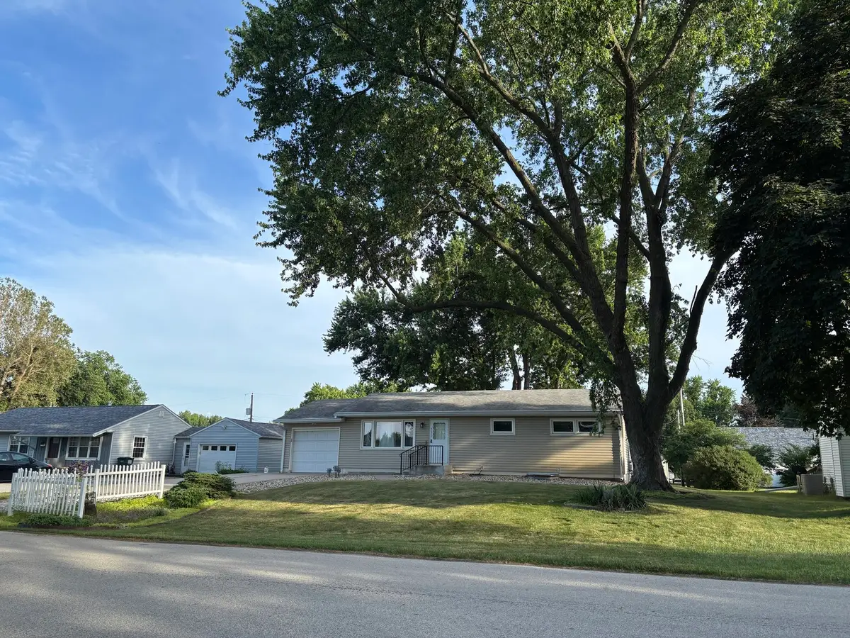 Address Withheld By Seller, Moline, IL 61265 - #1