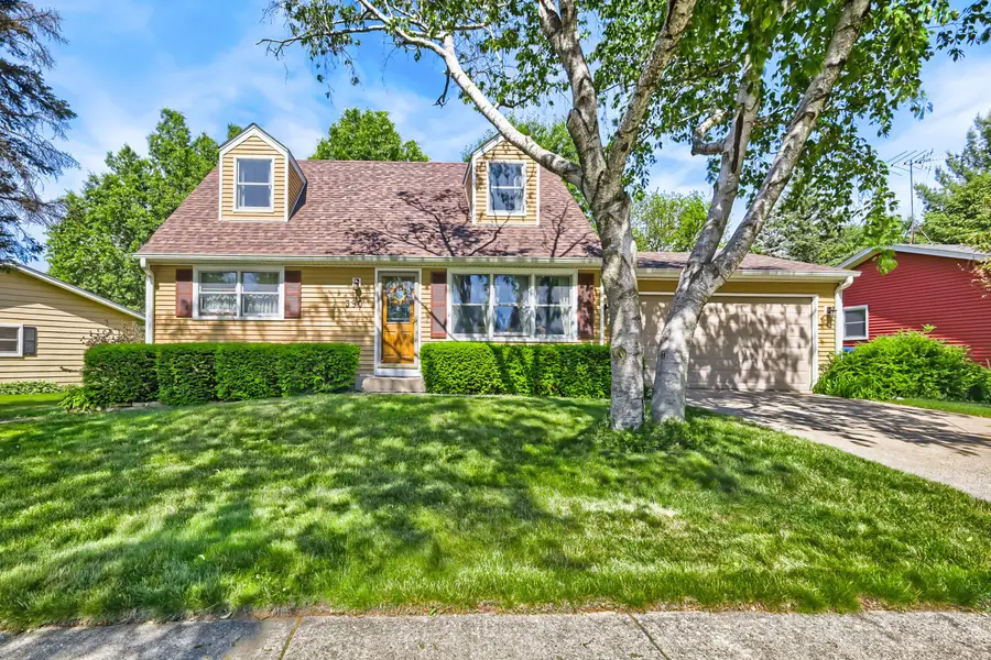 390 Cornell Lane, Elgin, IL 60123 - #3
