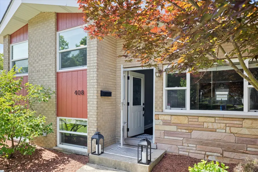 408 W Commonwealth Lane, Elmhurst, IL 60126 - #3