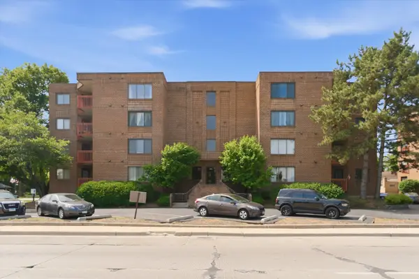 6401 Pershing Road #105, Stickney, IL 60402