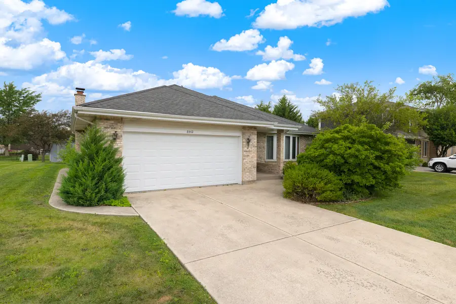 8442 Rob Roy Drive, Orland Park, IL 60462 - #2