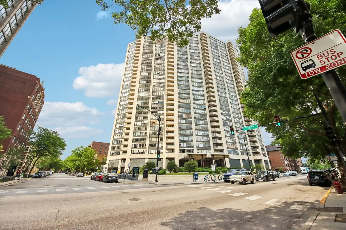 3930 N Pine Grove Avenue #2708, Chicago, IL 60613 - #1