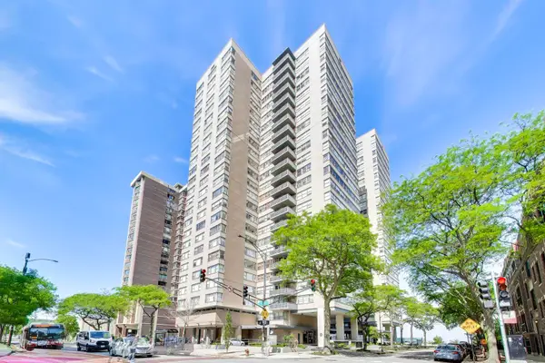 6301 N Sheridan Road #4G, Chicago, IL 60660