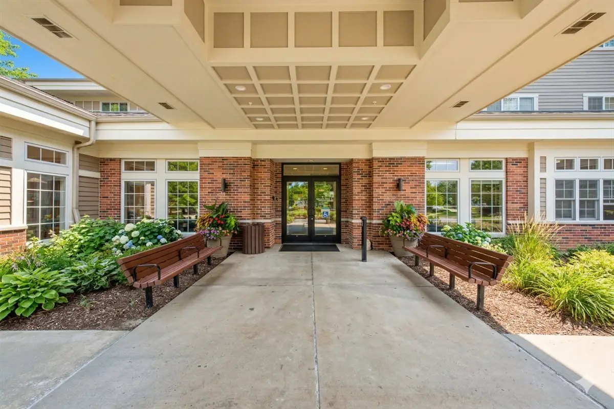 605 Barrington Avenue #222, East Dundee, IL 60118 - #1