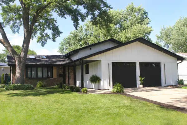 326 Milan Court, Schaumburg, IL 60193