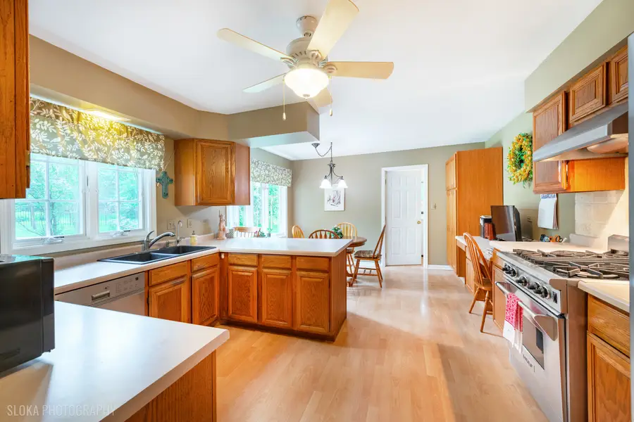 7108 Red Barn Road, Crystal Lake, IL 60012 - #3