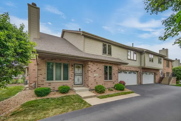7940 W Tiffany Court, Palos Hills, IL 60465