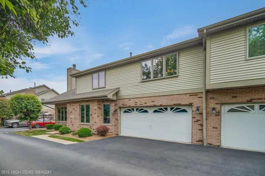 7940 W Tiffany Court, Palos Hills, IL 60465 - #3