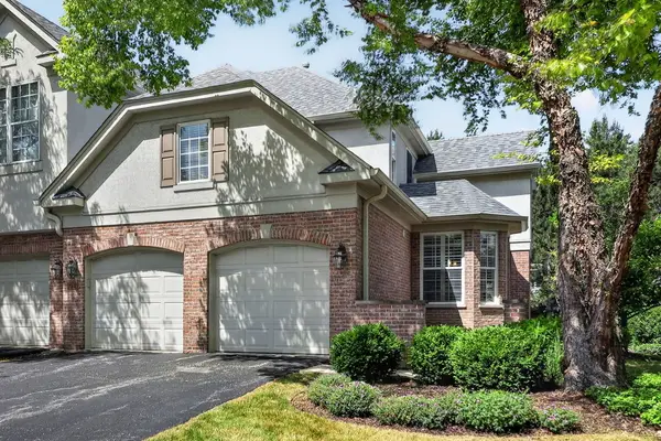 7940 Ashbrook Court, Darien, IL 60561