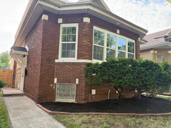 8232 S Calumet Avenue, Chicago, IL 60619