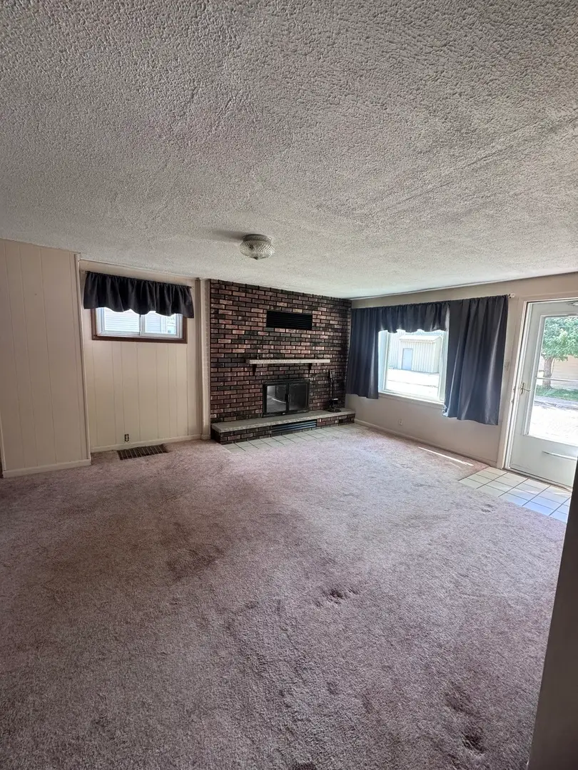 408 E Elm Street, Streator, IL 61364 - #3