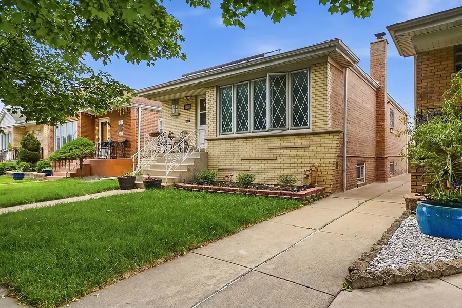 6348 S Laporte Avenue, Chicago, IL 60638 - #2