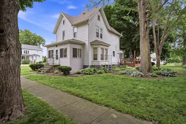 219 N Hickory Street, Wenona, IL 61377