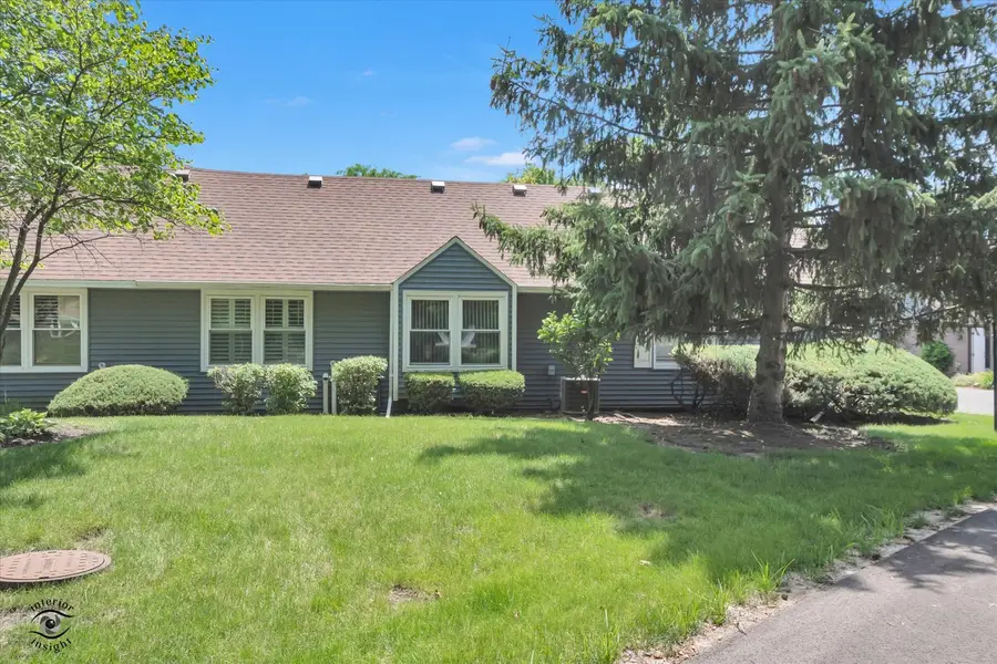 1020 Dartmouth Drive, Wheaton, IL 60189 - #2