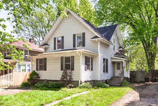 536 N 7th Street, DeKalb, IL 60115