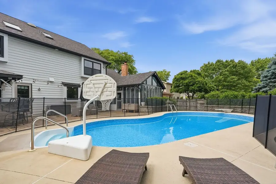 729 Arlington Avenue, Naperville, IL 60565 - #2