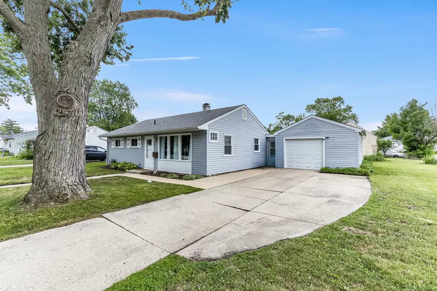 232 Westgate Drive, Aurora, IL 60506 - #3