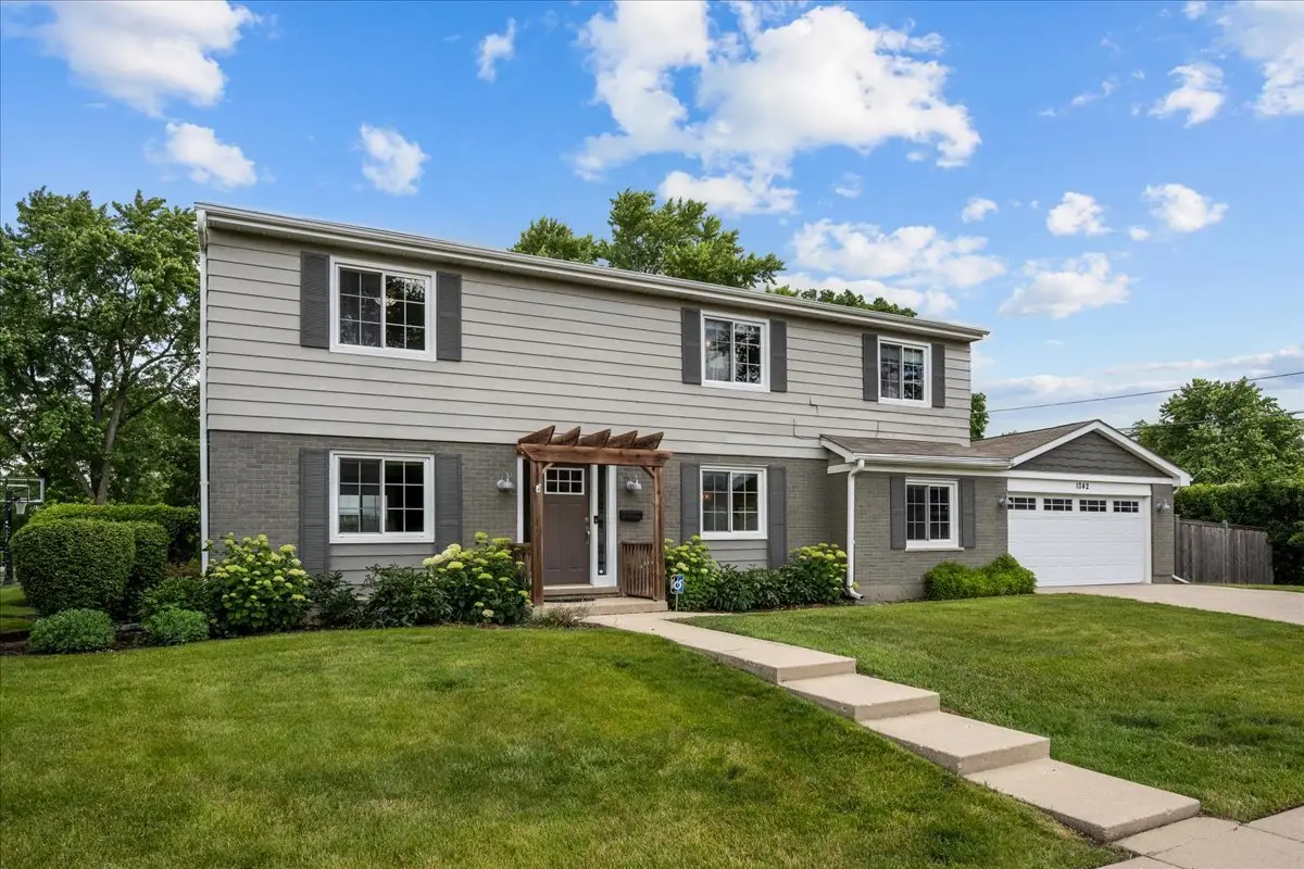 1042 Gordon Terrace, Deerfield, IL 60015 - #1