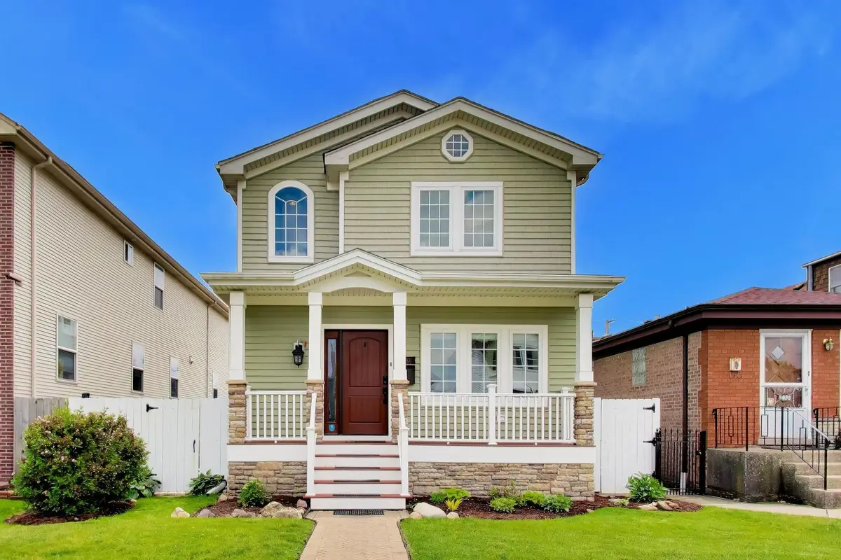4831 W Winnemac Avenue, Chicago, IL 60630 - #1