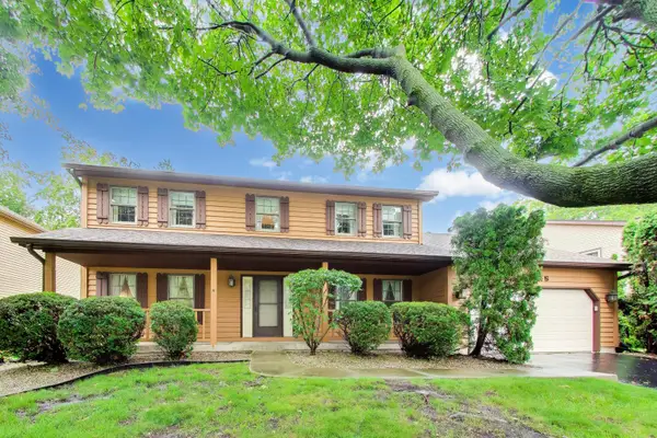 1648 Brentford Drive, Naperville, IL 60563