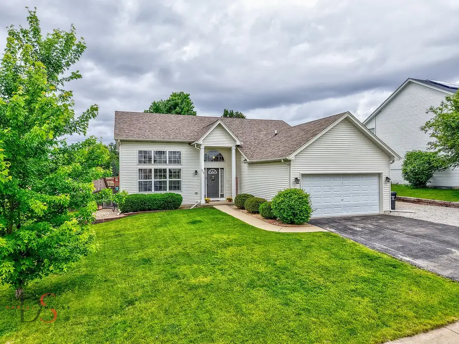 729 River Edge Circle, Ottawa, IL 61350 - #2
