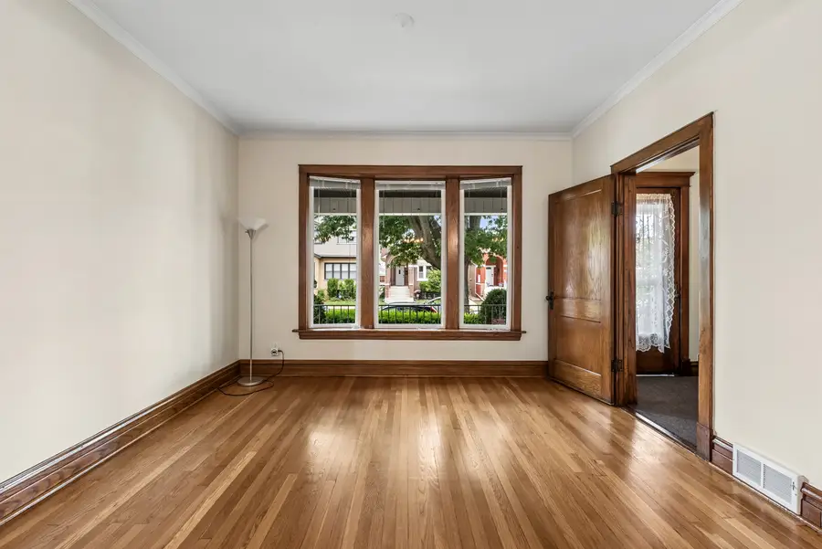 5337 W Berenice Avenue, Chicago, IL 60641 - #3