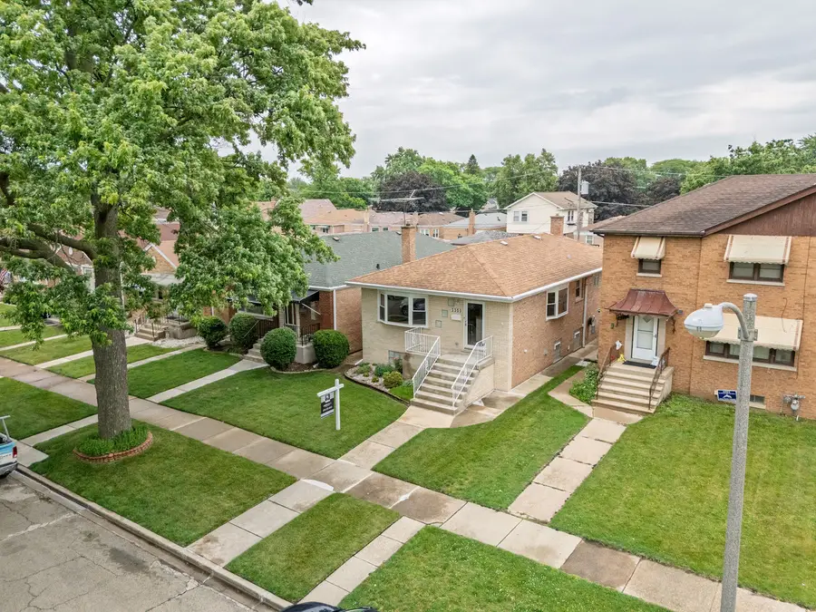 2359 Burr Oak Avenue, North Riverside, IL 60546 - #2